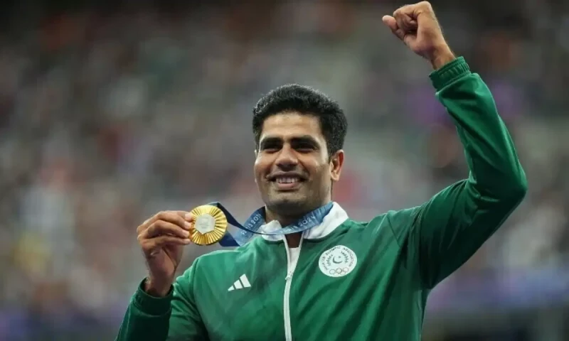 Arshad Nadeem decorated with Olympic gold in historic first for Pakistan