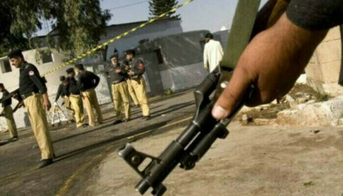 Woman, 4 children gunned down in Peshawar