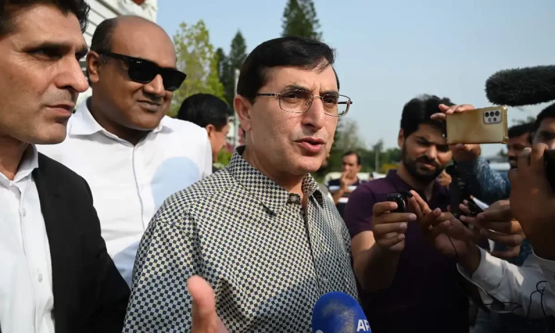 Army has its own structure, says PTI chairman after Faiz Hameed&rsquo;s arrest