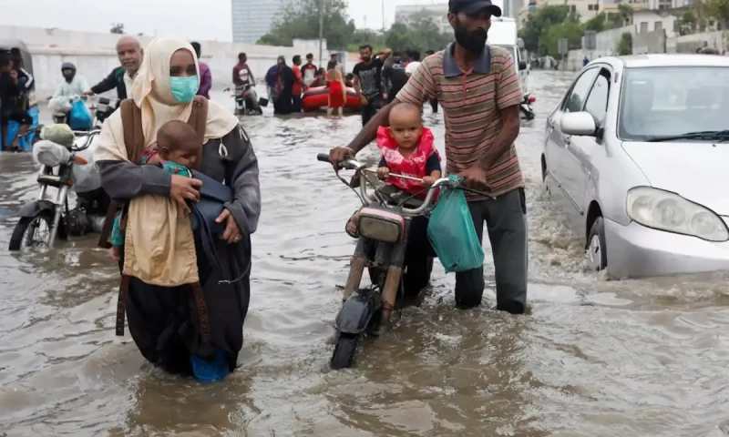 Heavy rains forecast to disrupt Karachi until Monday