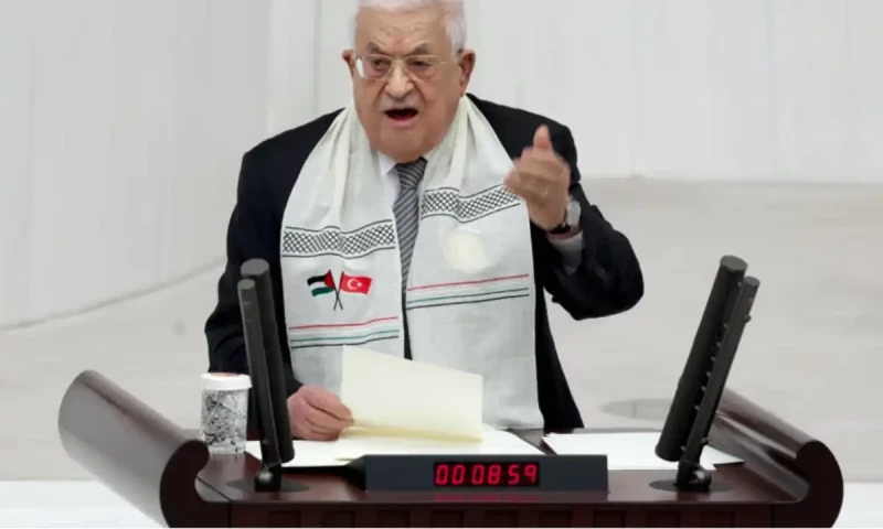 Abbas tells Turkish parliament he will go to Gaza