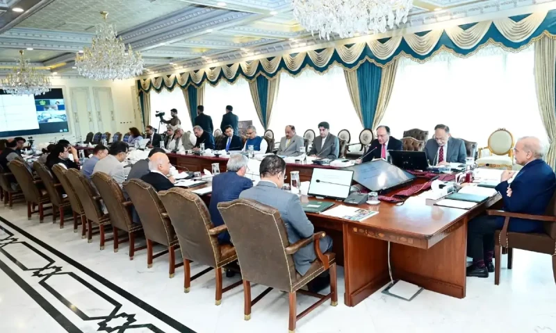 Cabinet committee proposes curtailing 150,000 vacant government posts