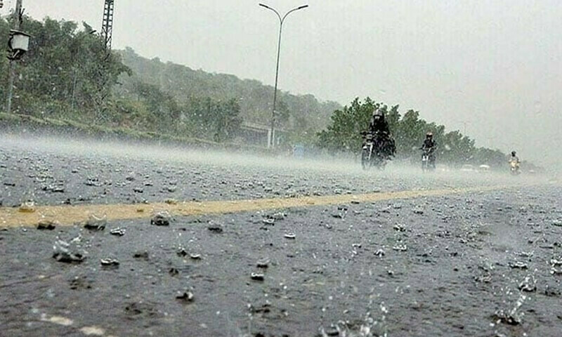 PMD makes rain predictions for Karachi and Lahore