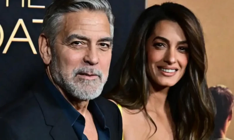 Russia bans Clooney Foundation