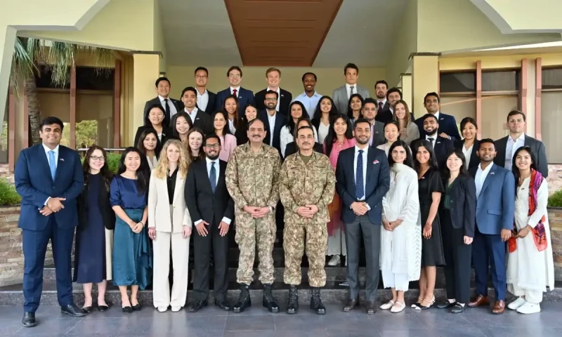 COAS Munir cautions against perils of misinformation in digital age