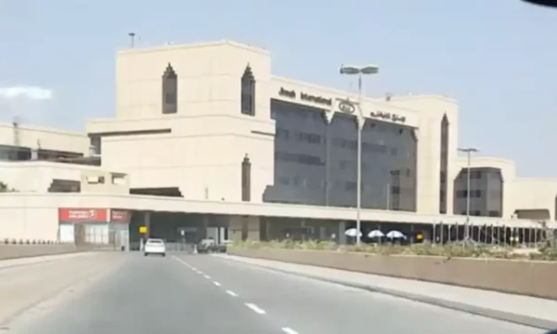 Pakistan implements massive screening of int&rsquo;l passengers amid mpox scare