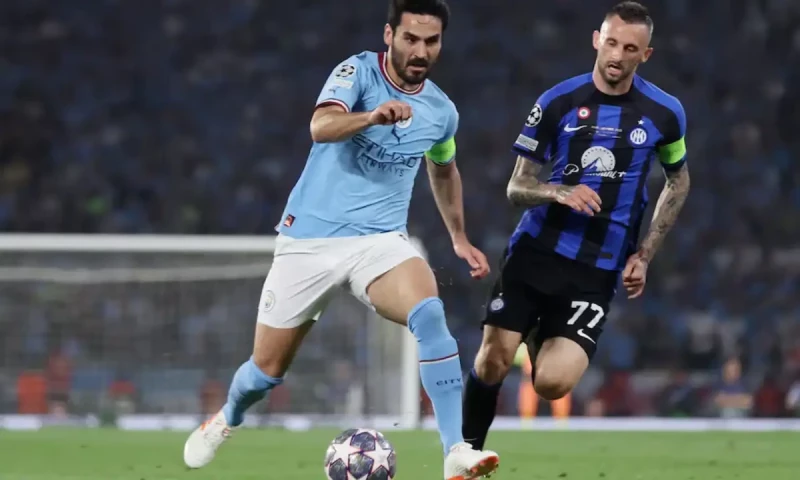 Ilkay Gundogan rejoins Manchester City