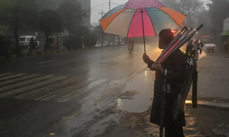 PMD forecasts rain in Pakistan from August 26