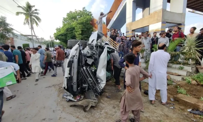 Special investigation team formed to probe Karsaz accident involving woman SUV driver