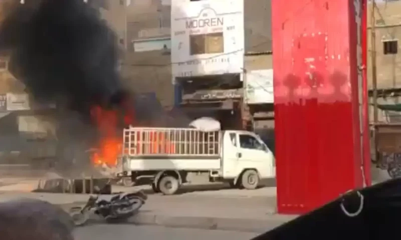 Two killed as groups clash in Karachi&rsquo;s Lasbela: police
