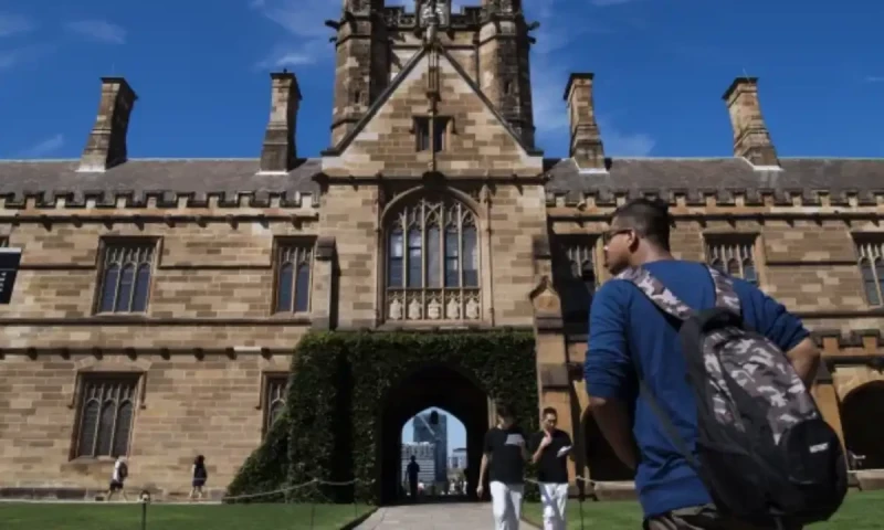 Australia to limit visas for international students