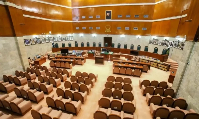 Government mulls &lsquo;increasing&rsquo; Supreme Court judges strength to 23