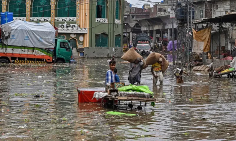 Heavy rainfall persists for third day, disrupting roads across Sindh