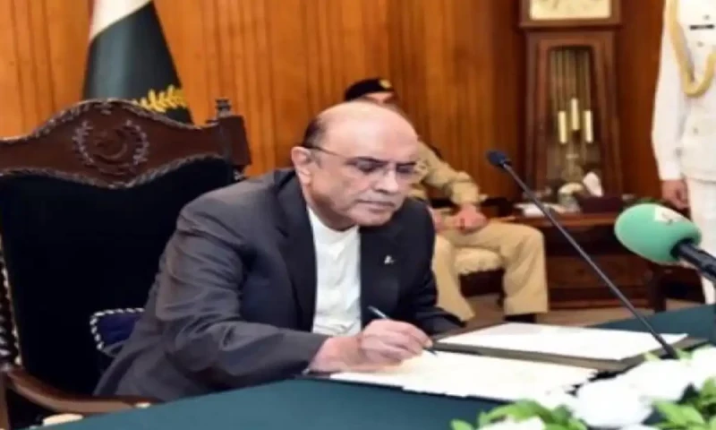 President Zardari signs into law Islamabad Local Government amendment bill
