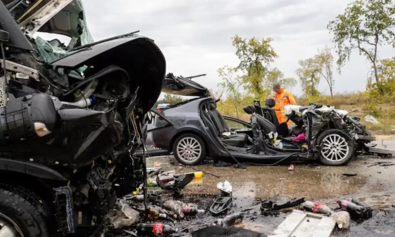 Teenager road rage in SUV kills man in Mumbai