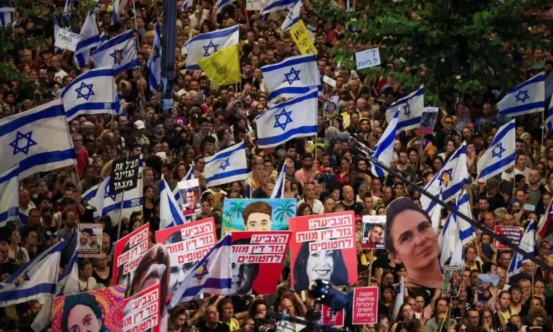 Massive protests hit Israel after six hostages killed in Gaza