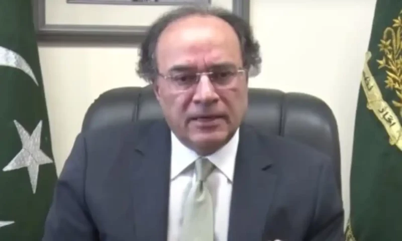 Plan for new taxes on traders won&rsquo;t be taken back, says Finance Minister Aurangzeb