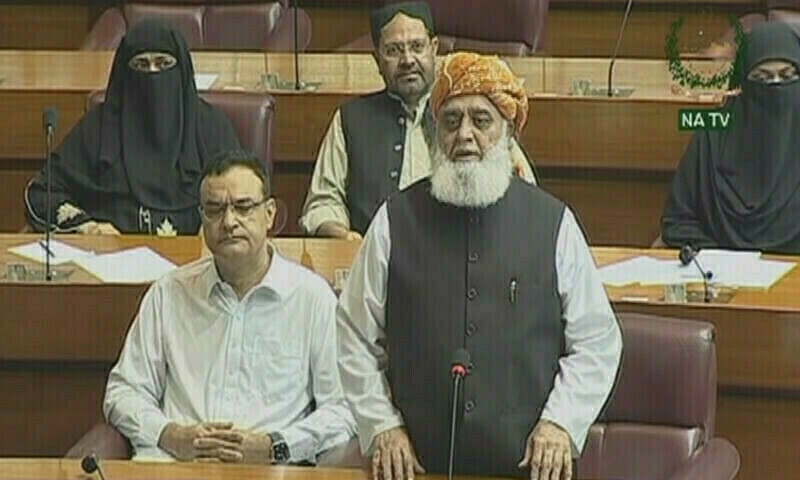 Maulana calls for dialogue instead of force to combat terrorism