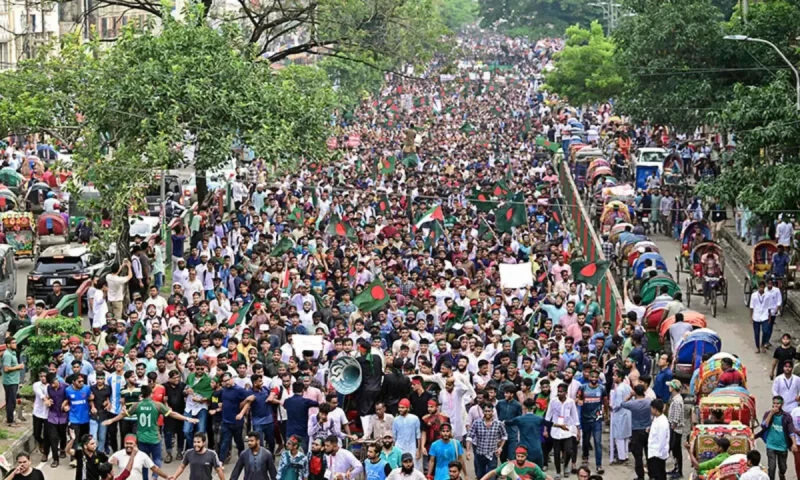 Bangladesh ex-PM should &lsquo;keep quiet&rsquo; until trial: Muhammad Yunus