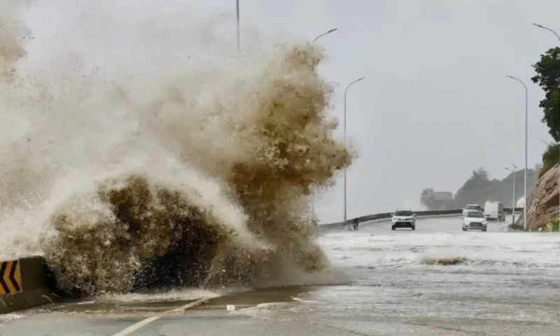 Super Typhoon Yagi strikes Northern Vietnam