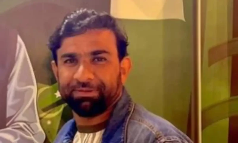 Iftikhar Ahmed declares himself a tailender in cricket