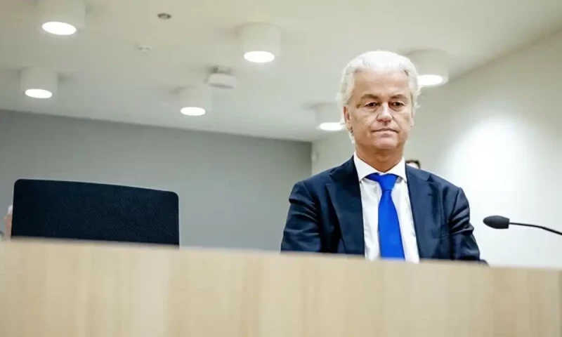 Two Pakistani religio-political leaders convicted of incitement to kill far-right Dutch politician