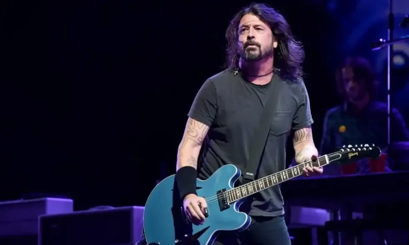 Dave Grohl announces birth of child &lsquo;outside&rsquo; of 21-year marriage