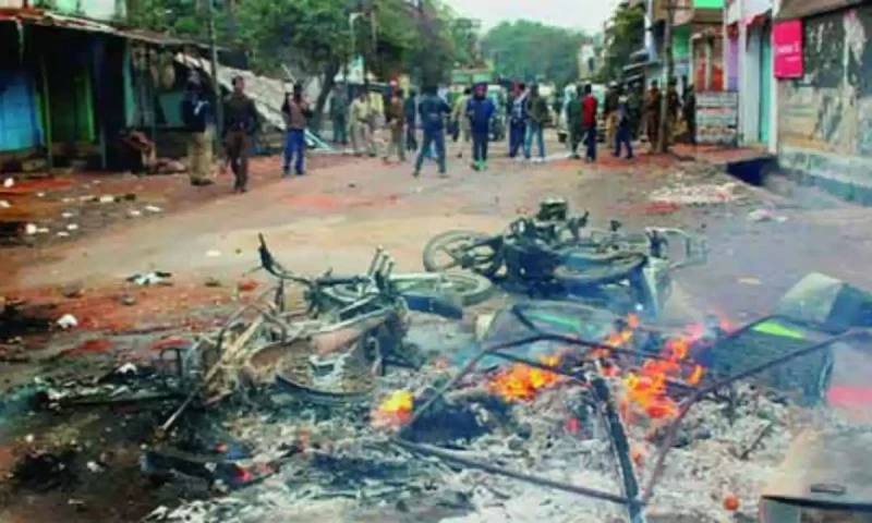 Extremists attack Muslims in Indian Gujarat over Eid Milad-un-Nabi banners