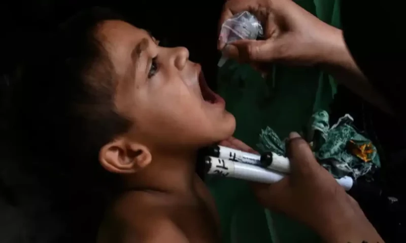Police strike after attacks on polio vaccination teams