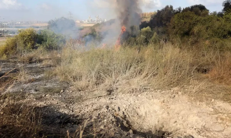 Missile fired from Yemen set off sirens in central Israel, military says