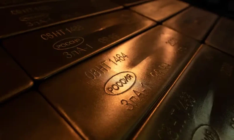 Gold prices reach new all-time high in Pakistan