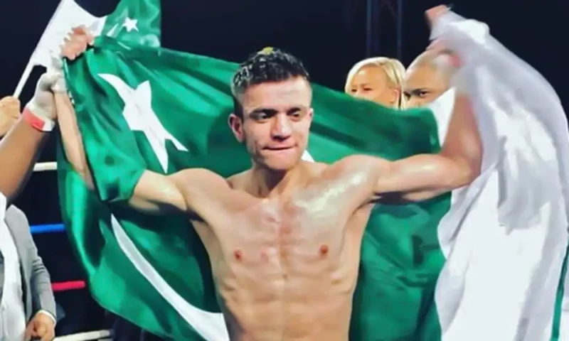 Pakistani boxer Usman Wazeer beats Indian boxer in 65 seconds