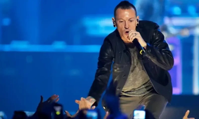 Chester Bennington&rsquo;s struggle with addiction revealed in upcoming book