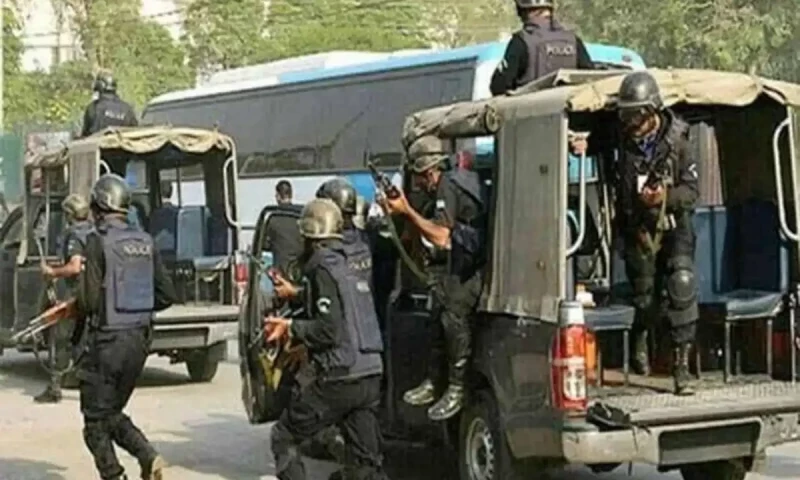 Notorious murderer &lsquo;Jeela&rsquo; killed by friendly fire in Lahore