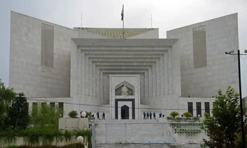 New bench to be formed, if Justice Akhtar does not join: SC order