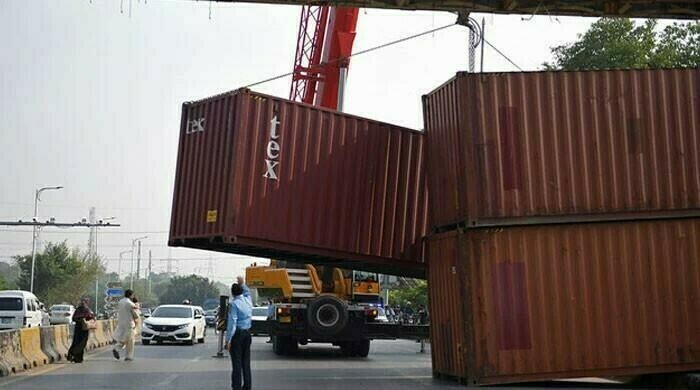 Life returns to normal in Islamabad after 4 days, roads cleared, Metro Bus partially restored