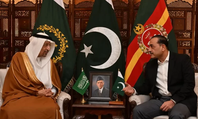 Saudi investment minister meets COAS General Asim Munir
