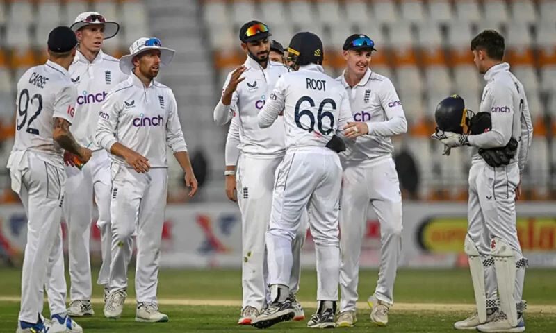 England in sight of victory after Brook&rsquo;s triple hundred in Multan