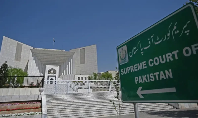 Swearing in for new CJP to take place on October 25