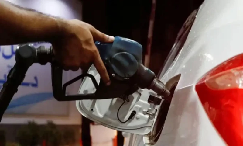 Government announces increase in diesel rate, maintains petrol price