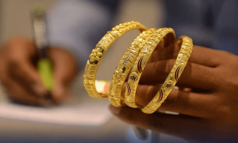 Gold prices markedly rise in Pakistan