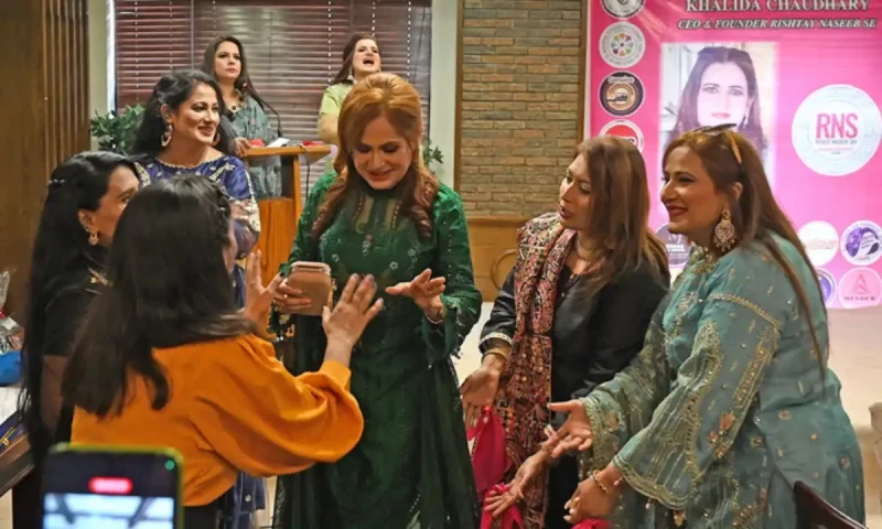 &lsquo;Love match&rsquo; apps rival traditional matchmaking in Pakistan