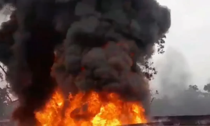 Blast at Indian ordinance factory injures several employees