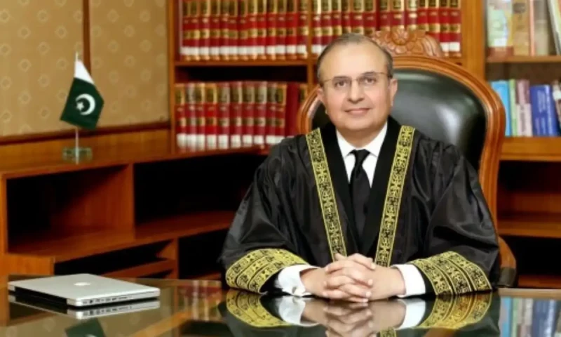 &lsquo;Neither courage, nor moral fortitude&rsquo;: Justice Mansoor writes scathing letter against Justice Isa