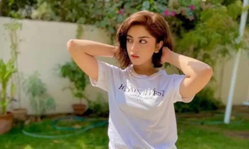 Alizeh Shah hits back at criticism over social media photos