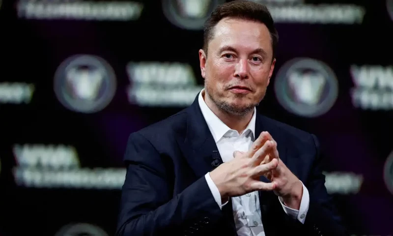 Elon Musk lived in the US as an &lsquo;illegal&rsquo; during the 1990s, claims report