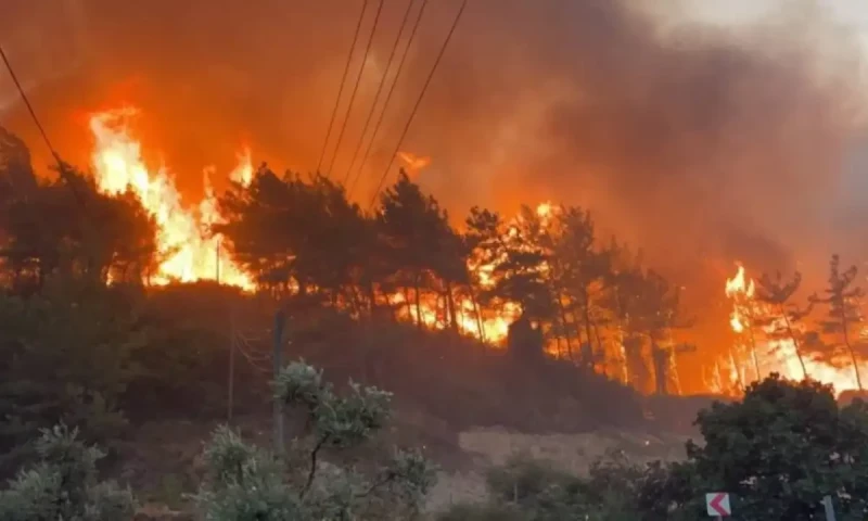 Fire erupts in Balochistan&rsquo;s Koh-e-Sulaiman