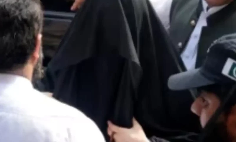 Reason behind Bushra&rsquo;s visit to Lahore revealed