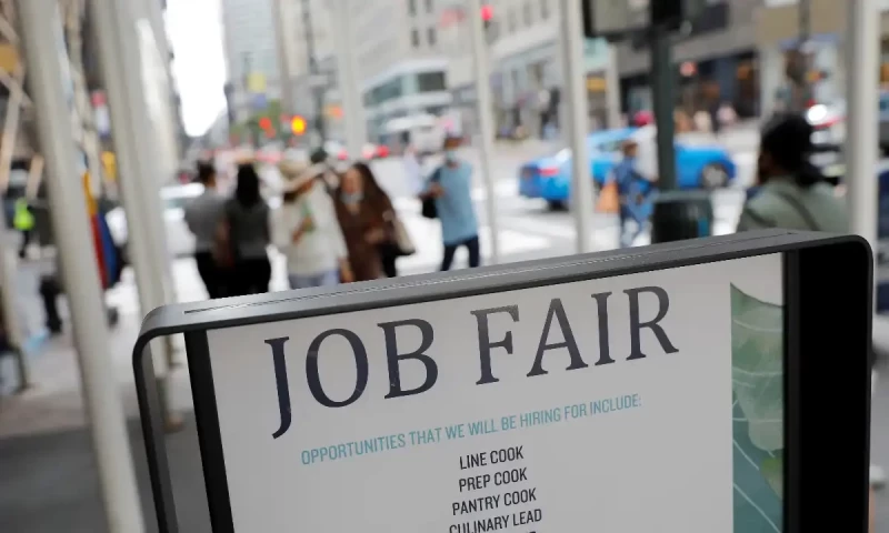 How to avoid fraud in overseas job offers