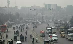 LHC hints at school holidays, shutdown of commerce to fight smog